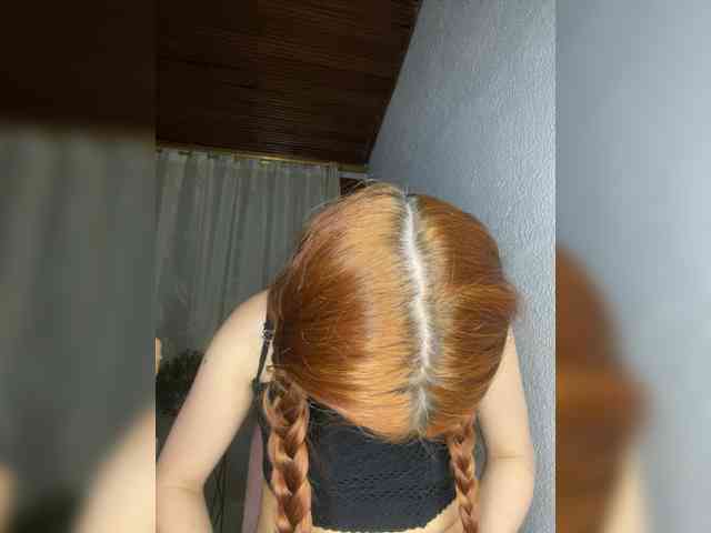 Pamela-Velvet webcam