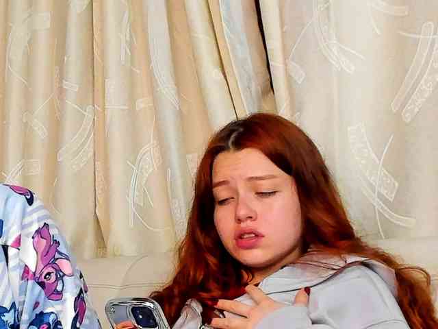 Pamela-Velvet webcam