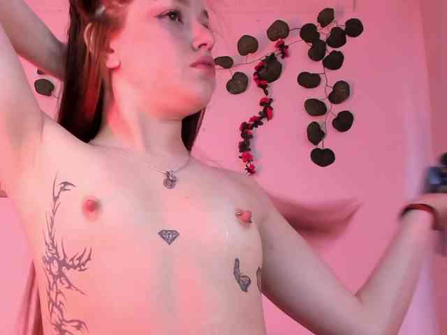 Pamela-Velvet webcam