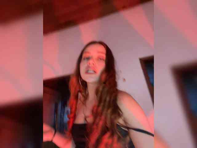 Pamela-Velvet webcam