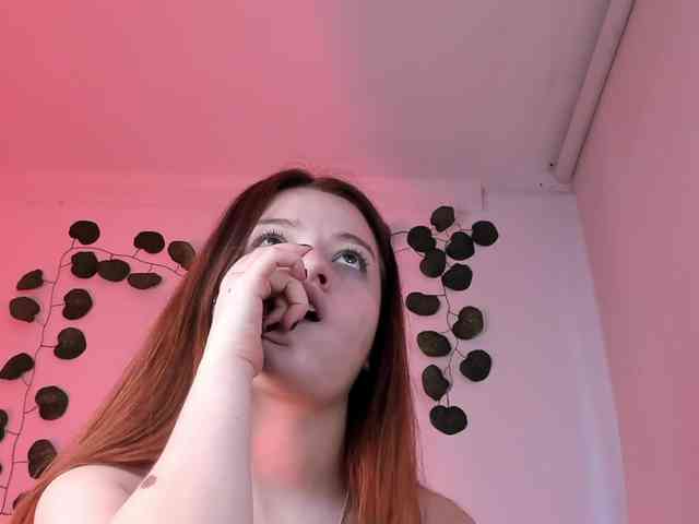 Pamela-Velvet webcam