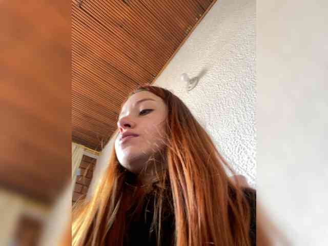 Pamela-Velvet webcam