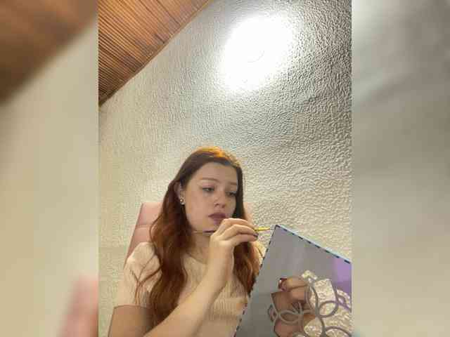 Pamela-Velvet webcam