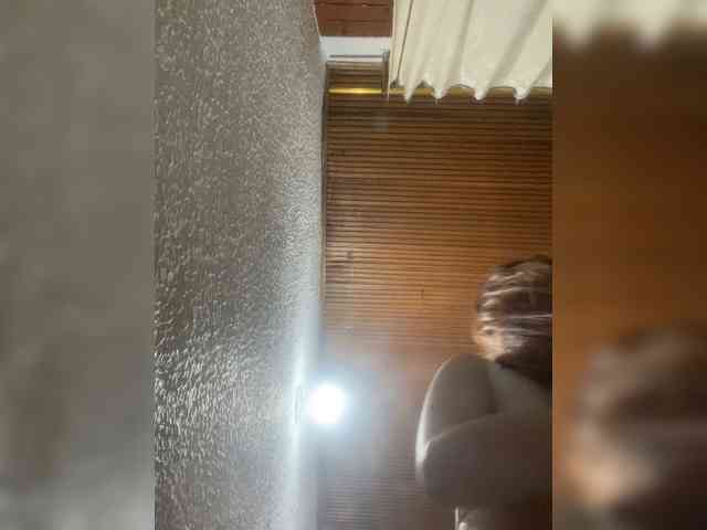 Pamela-Velvet webcam