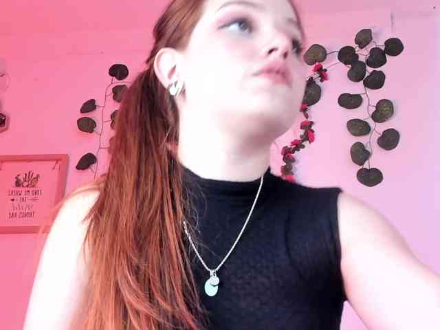 Pamela-Velvet webcam