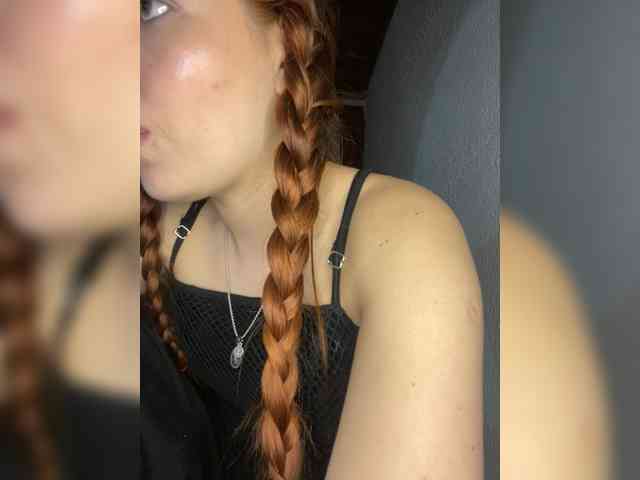 Pamela-Velvet webcam