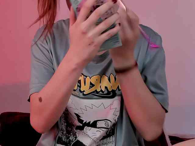 Pamela-Velvet webcam