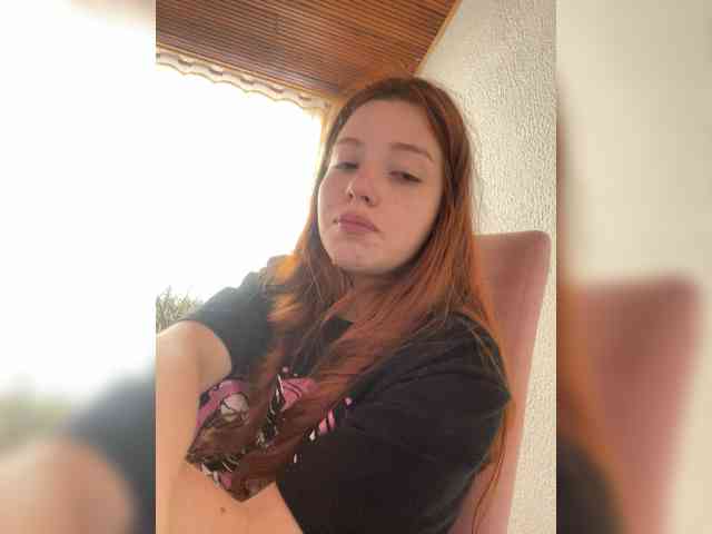 Pamela-Velvet webcam