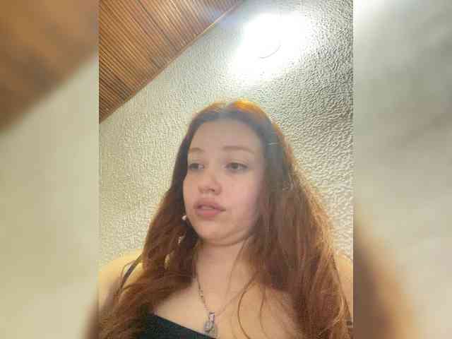 Pamela-Velvet webcam