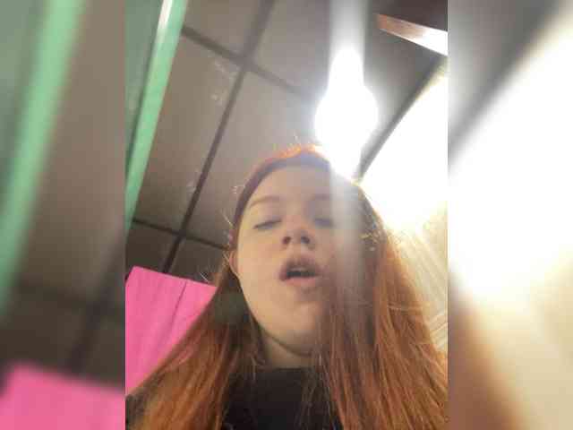 Pamela-Velvet webcam