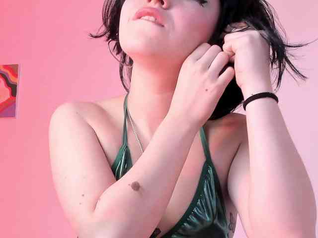 Pamela-Velvet webcam