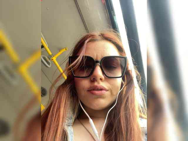 Pamela-Velvet webcam