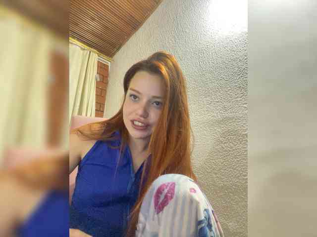 Pamela-Velvet webcam