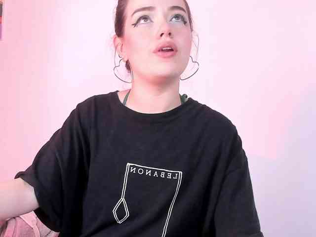 Pamela-Velvet webcam