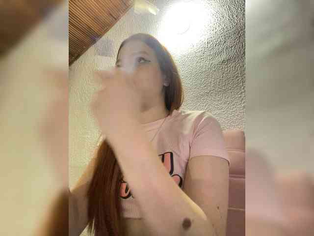 Pamela-Velvet webcam