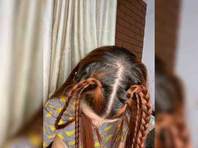 Pamela-Velvet webcam