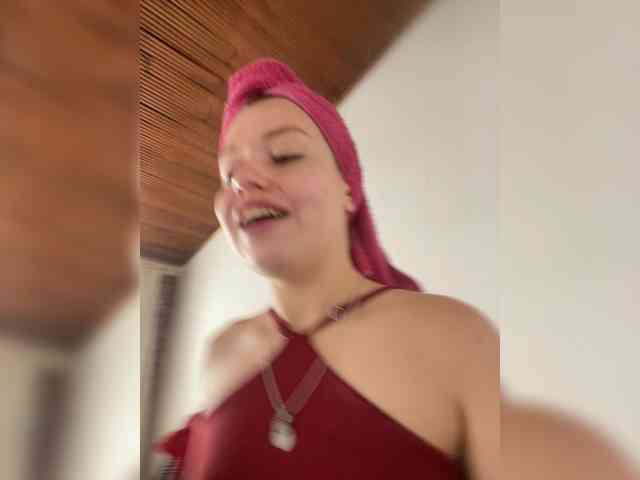 Pamela-Velvet webcam