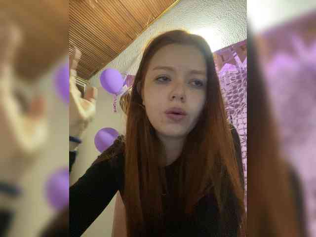 Pamela-Velvet webcam