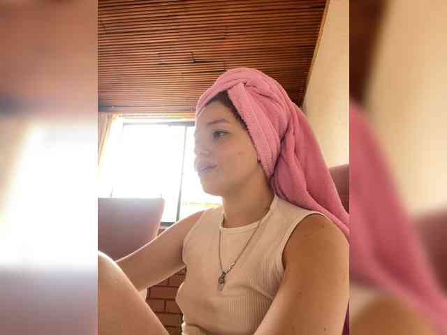 Pamela-Velvet webcam