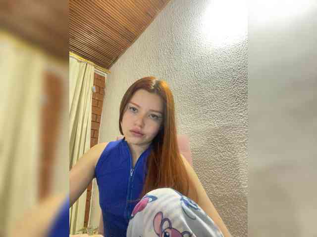 Pamela-Velvet webcam