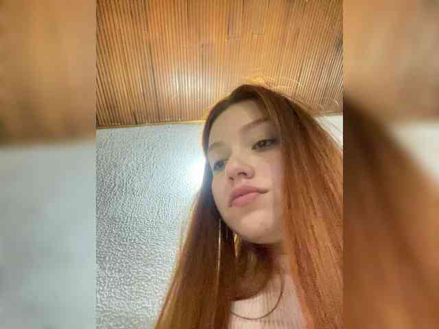 Pamela-Velvet webcam