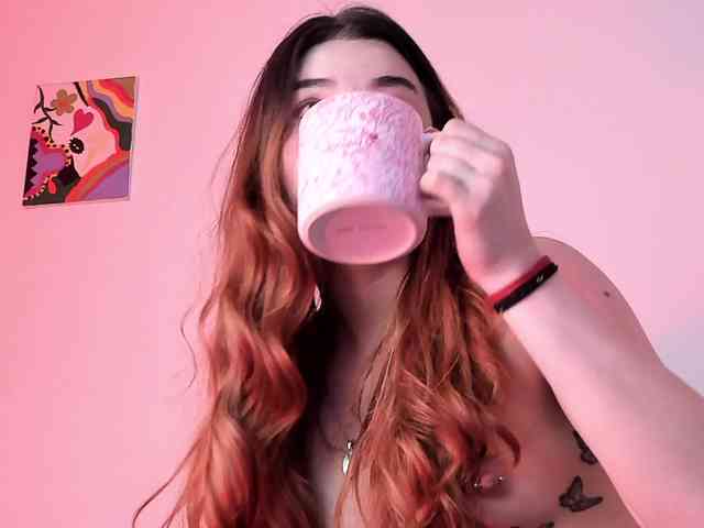 Pamela-Velvet webcam