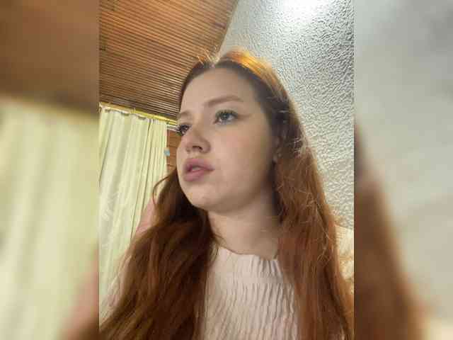 Pamela-Velvet webcam