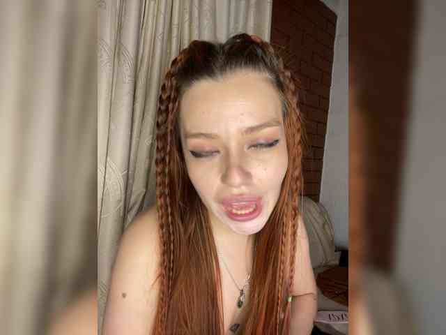 Pamela-Velvet webcam