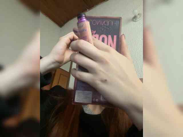 Pamela-Velvet webcam