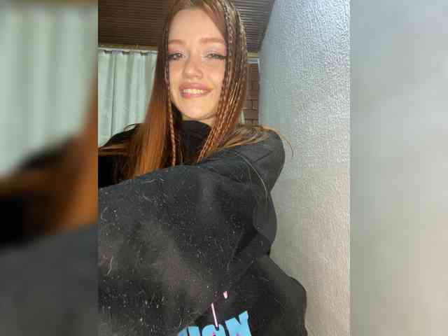 Pamela-Velvet webcam