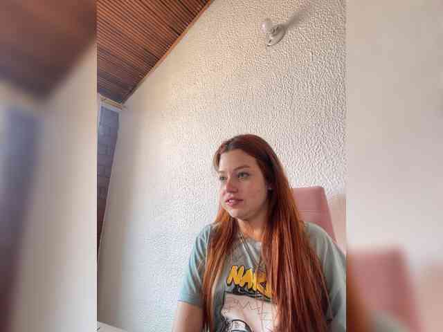 Pamela-Velvet webcam