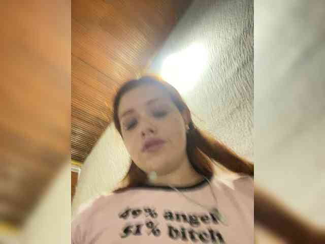 Pamela-Velvet webcam