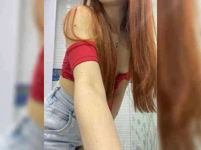 Pamela-Velvet webcam