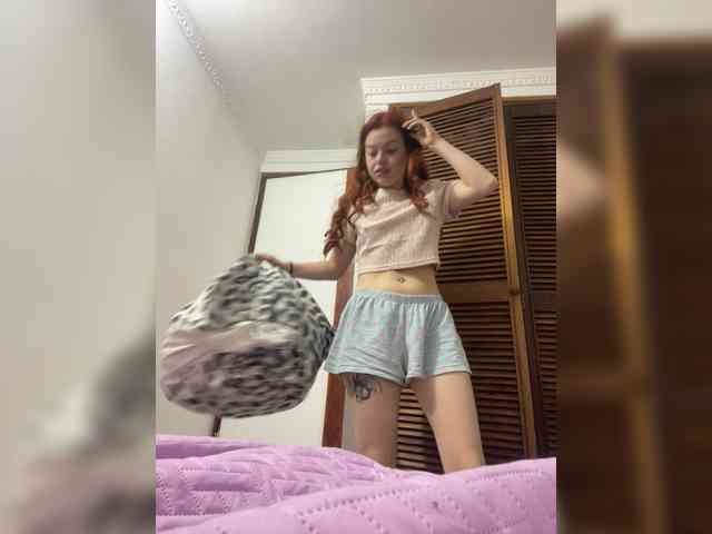 Pamela-Velvet Pamela-Velvet