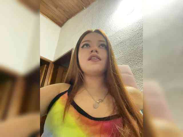 Pamela-Velvet Pamela-Velvet