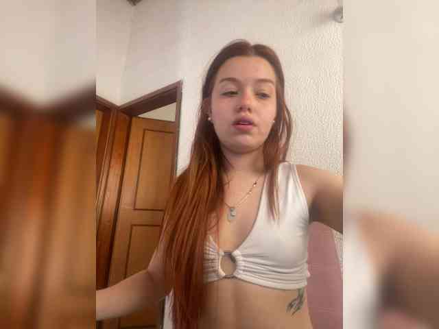 Pamela-Velvet webcam