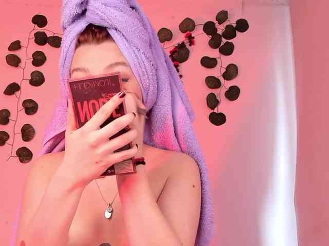 Pamela-Velvet webcam