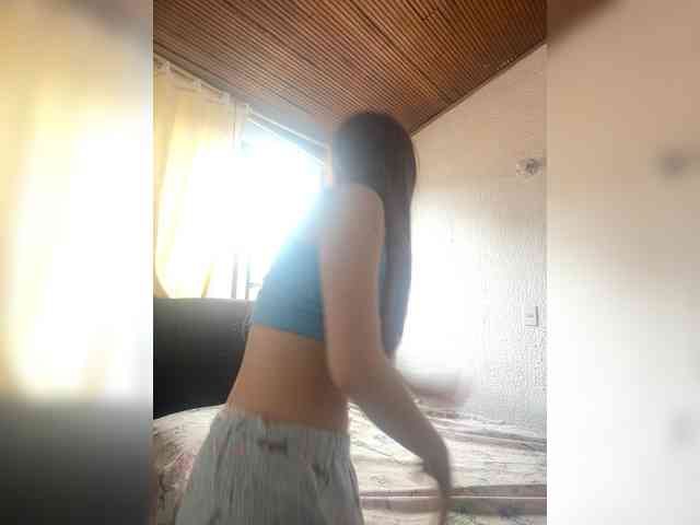 Pamela-Velvet webcam