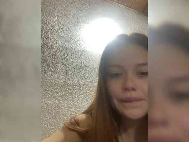 Pamela-Velvet webcam