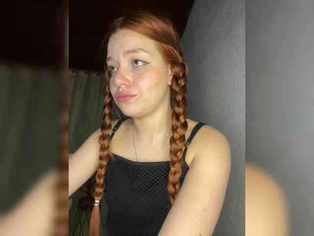 Pamela-Velvet webcam