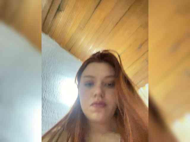 Pamela-Velvet webcam