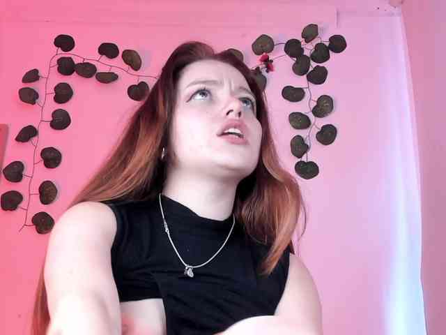 Pamela-Velvet webcam