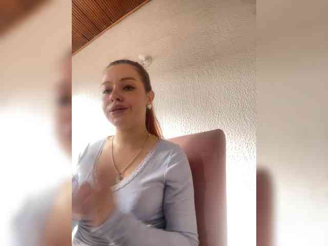 Pamela-Velvet webcam