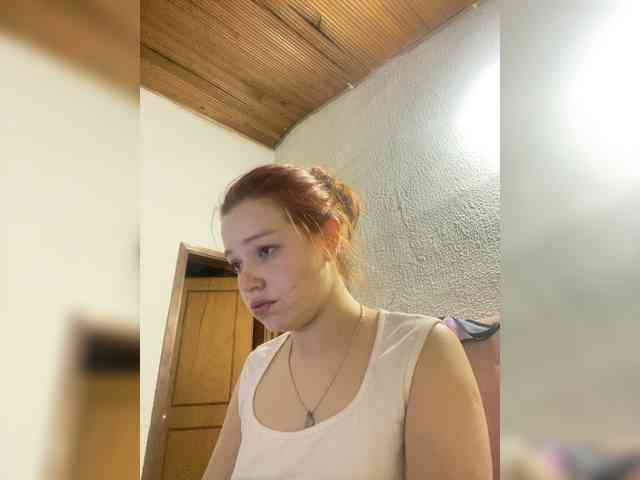 Pamela-Velvet webcam