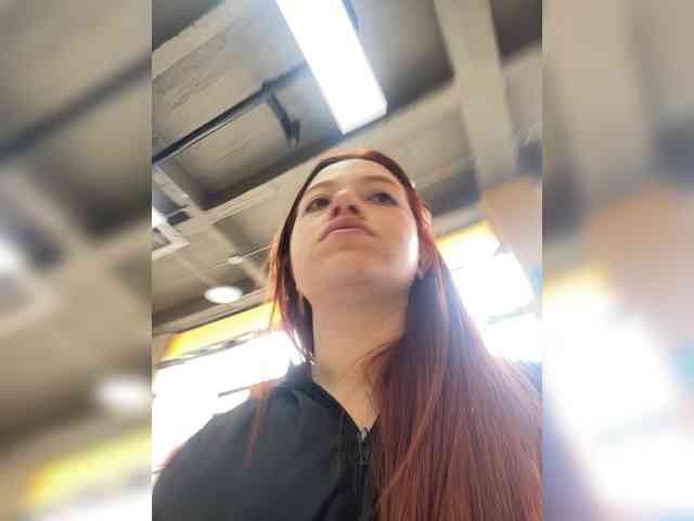 Pamela-Velvet Pamela-Velvet