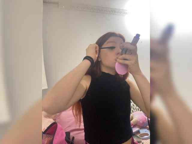 Pamela-Velvet webcam