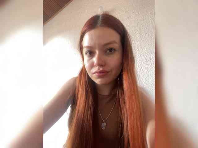 Pamela-Velvet webcam