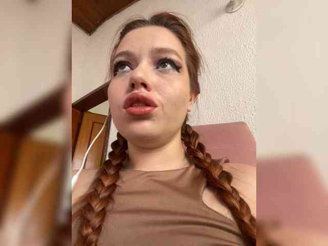 Pamela-Velvet Pamela-Velvet