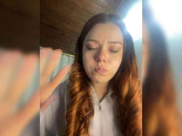 Pamela-Velvet Pamela-Velvet