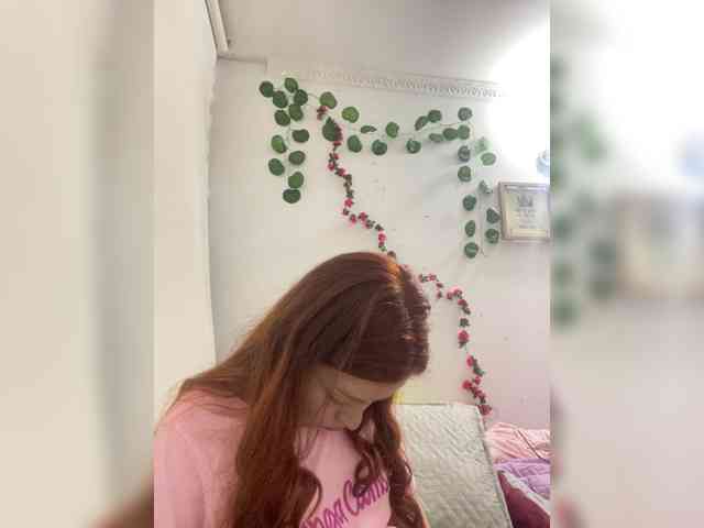 Pamela-Velvet webcam